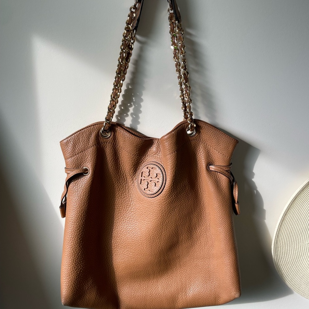 Tory Burch Marion Slouchy Drawstring Bag